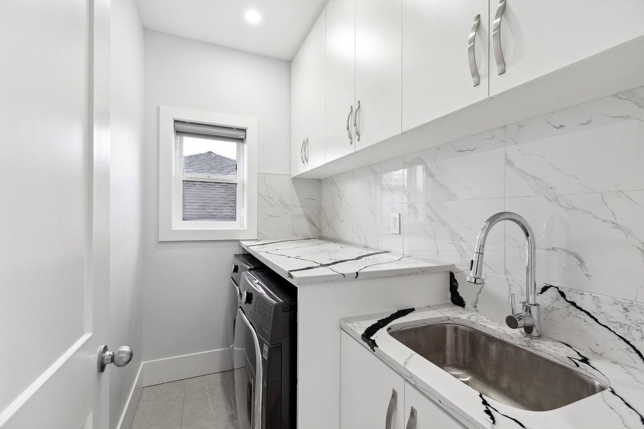 1137 Dansey Avenue - Central Coquitlam Single Family Residence for Sale, 4 Bedrooms (R3024807) #15