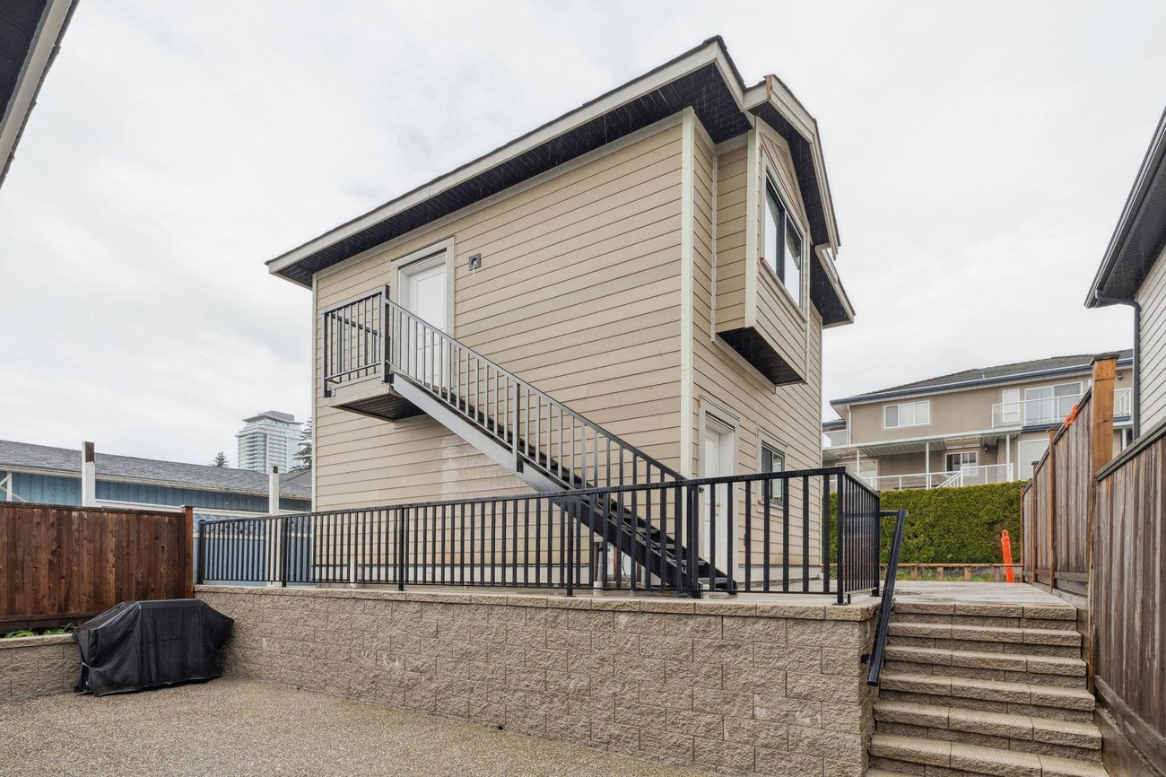 1137 Dansey Avenue - Central Coquitlam Single Family Residence for Sale, 4 Bedrooms (R3024807) #21
