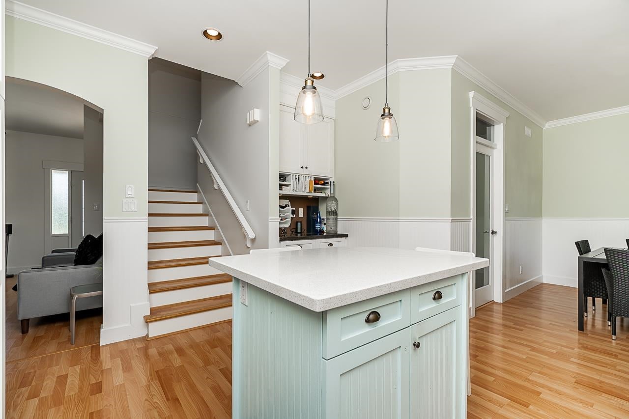 767 Edgar Avenue - Coquitlam West Single Family Residence for Sale, 4 Bedrooms (R3024827) #12