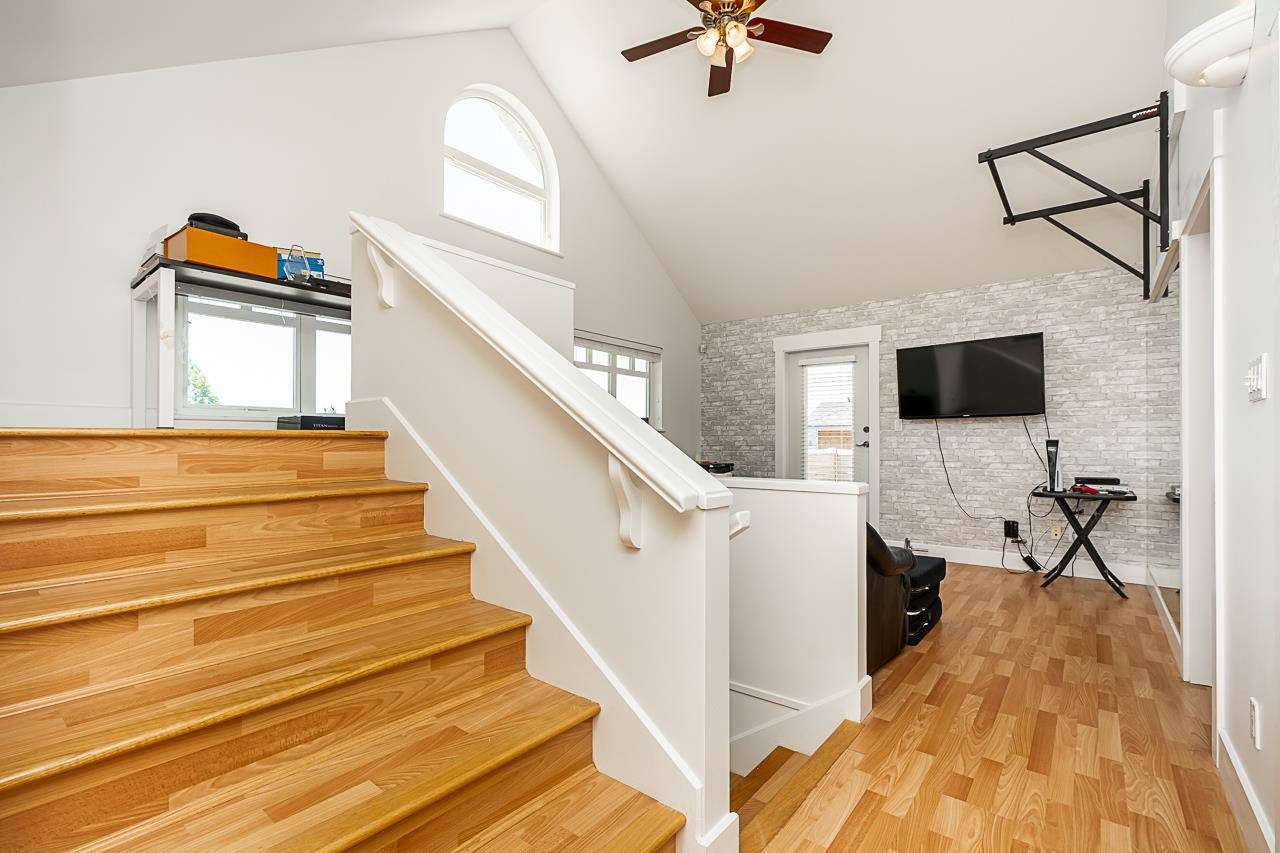 767 Edgar Avenue - Coquitlam West Single Family Residence for Sale, 4 Bedrooms (R3024827) #23