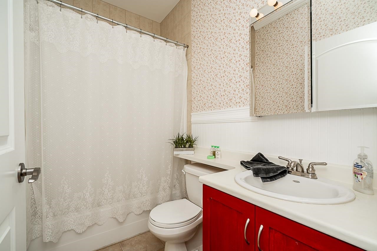 767 Edgar Avenue - Coquitlam West Single Family Residence for Sale, 4 Bedrooms (R3024827) #9