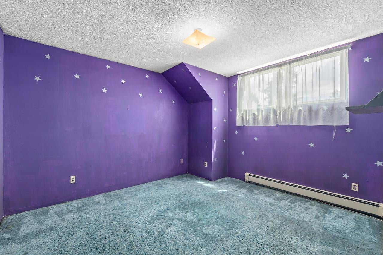 959 Dansey Avenue - Central Coquitlam Single Family Residence for Sale, 5 Bedrooms (R3025725)# - 28