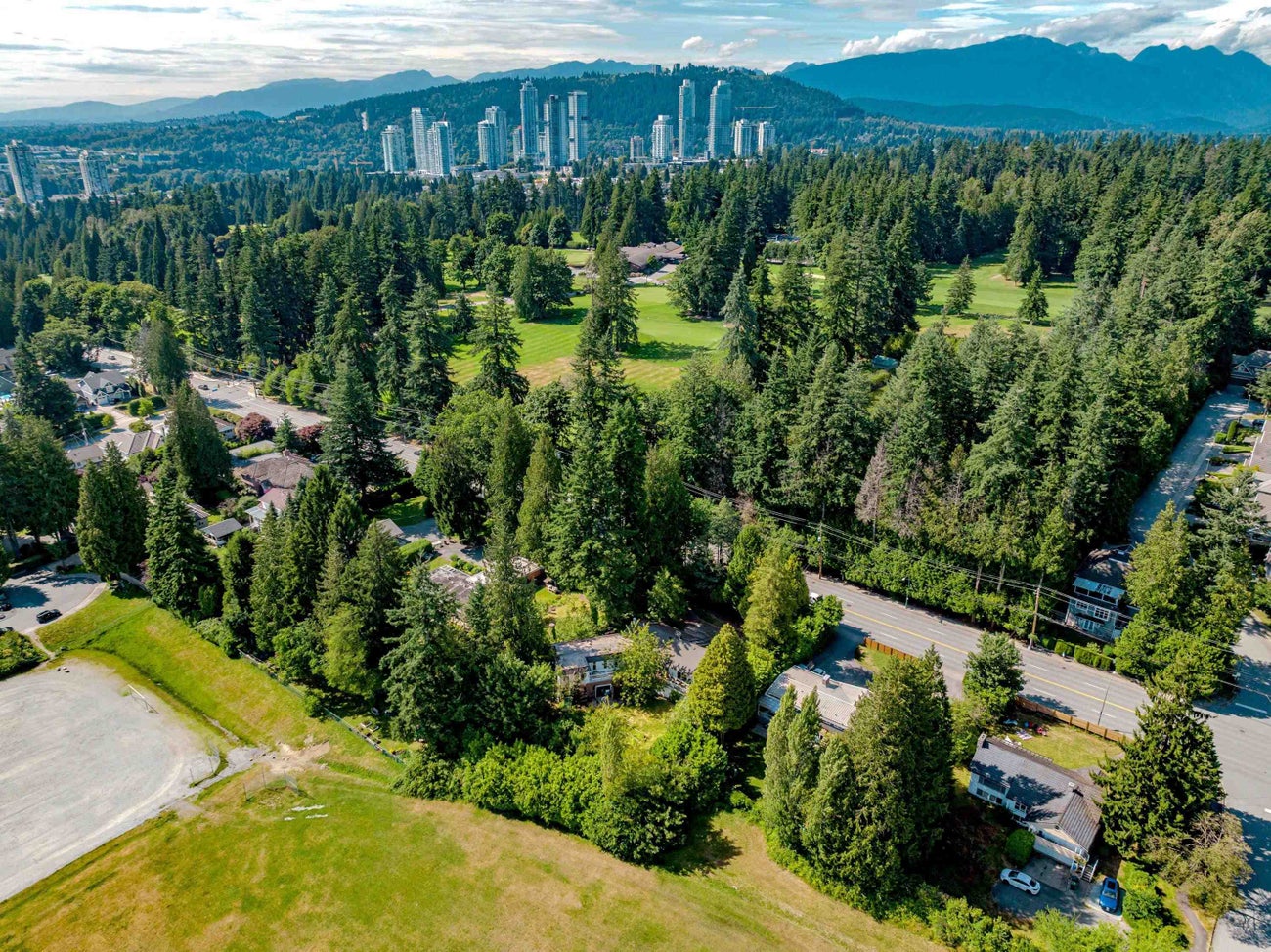 840 Austin Avenue - Coquitlam West Single Family Residence for Sale, 6 Bedrooms (R3025951) #8