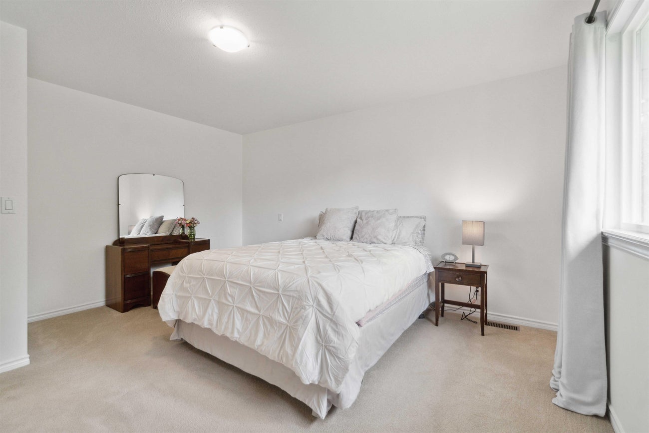 899 Spence Avenue - Coquitlam West Single Family Residence for Sale, 3 Bedrooms (R3026035) #14