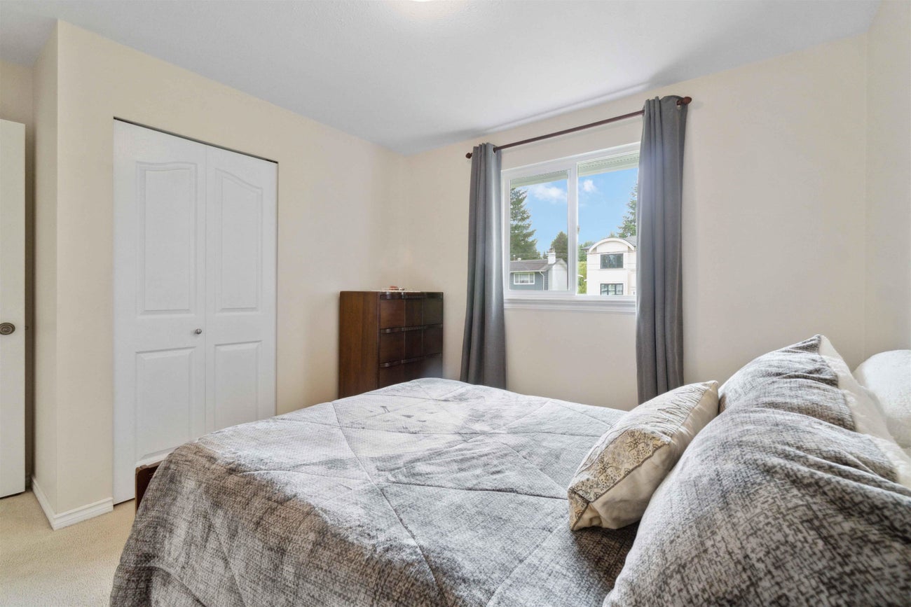 899 Spence Avenue - Coquitlam West Single Family Residence for Sale, 3 Bedrooms (R3026035) #18