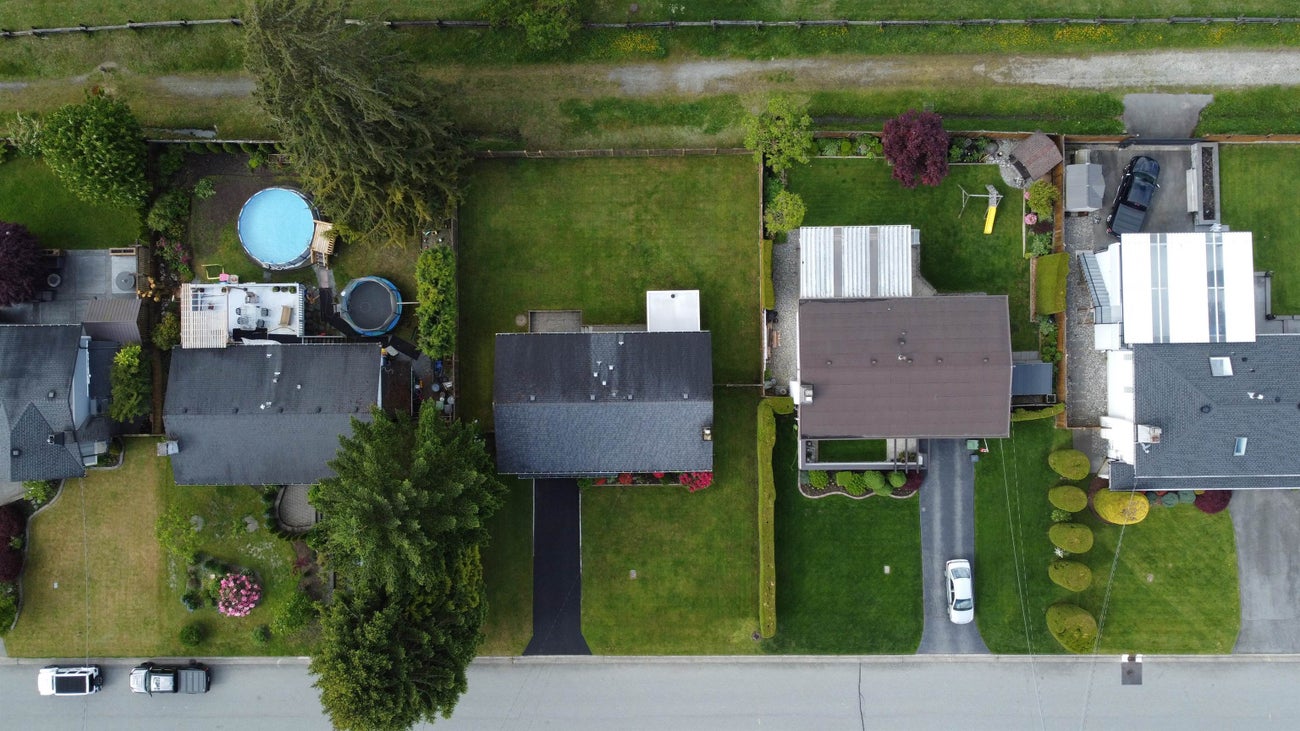 899 Spence Avenue - Coquitlam West Single Family Residence for Sale, 3 Bedrooms (R3026035) #37
