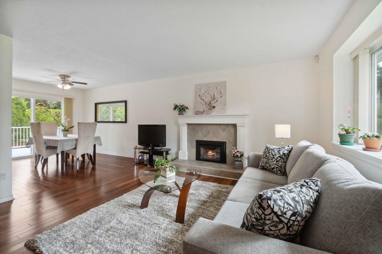 899 Spence Avenue - Coquitlam West Single Family Residence for Sale, 3 Bedrooms (R3026035) #5