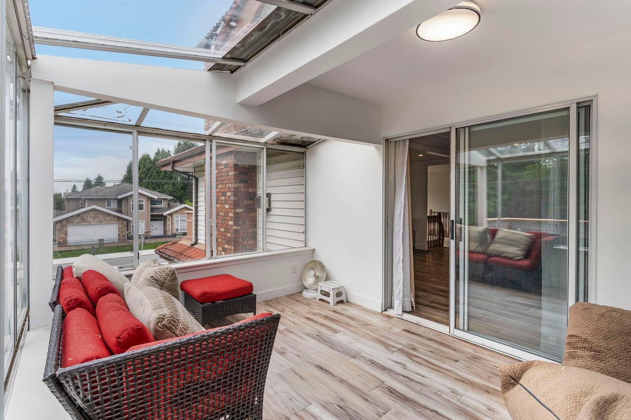 996 Duthie Avenue - Simon Fraser Univer. Single Family Residence for Sale, 6 Bedrooms (R3026544) #22