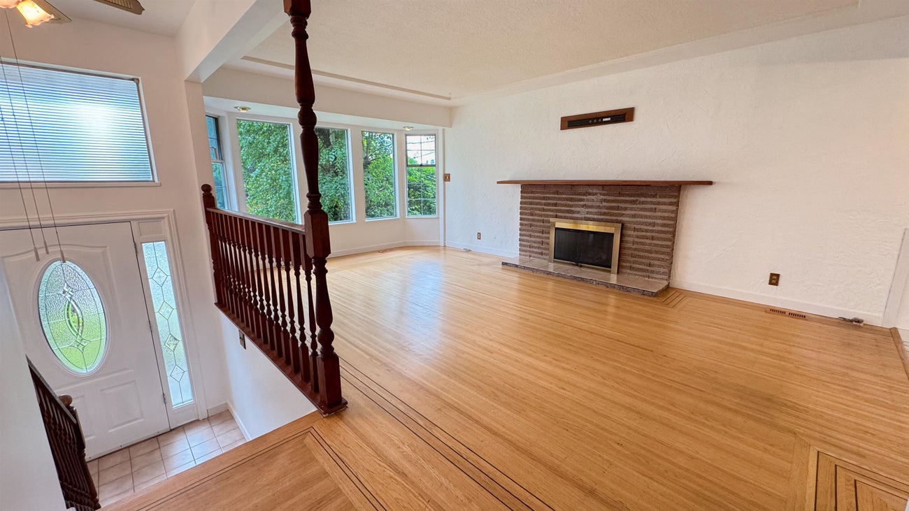 646 Claremont Street - Coquitlam West Single Family Residence for Sale, 4 Bedrooms (R3027646)# - 15