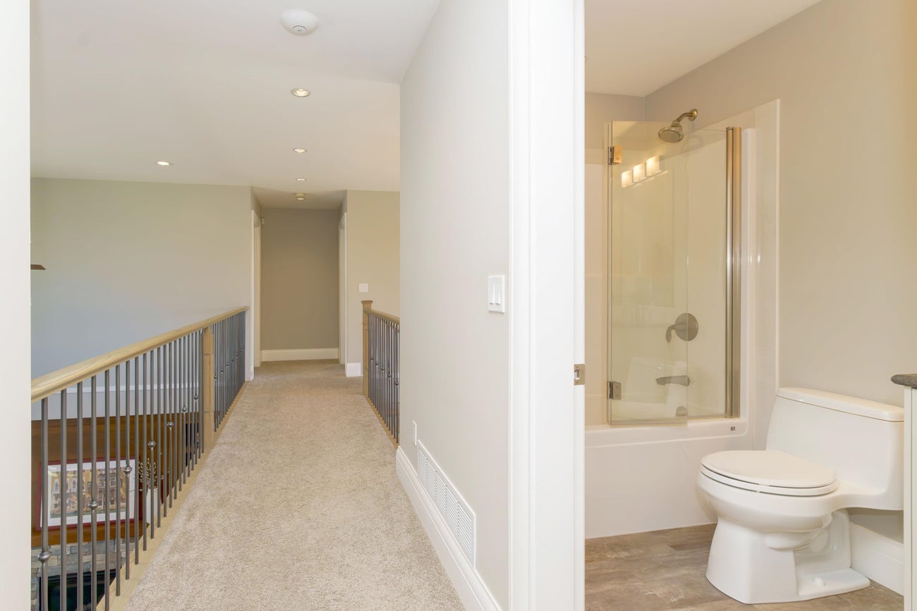 1055 Charland Avenue - Central Coquitlam Single Family Residence for Sale, 8 Bedrooms (R3027719) #23