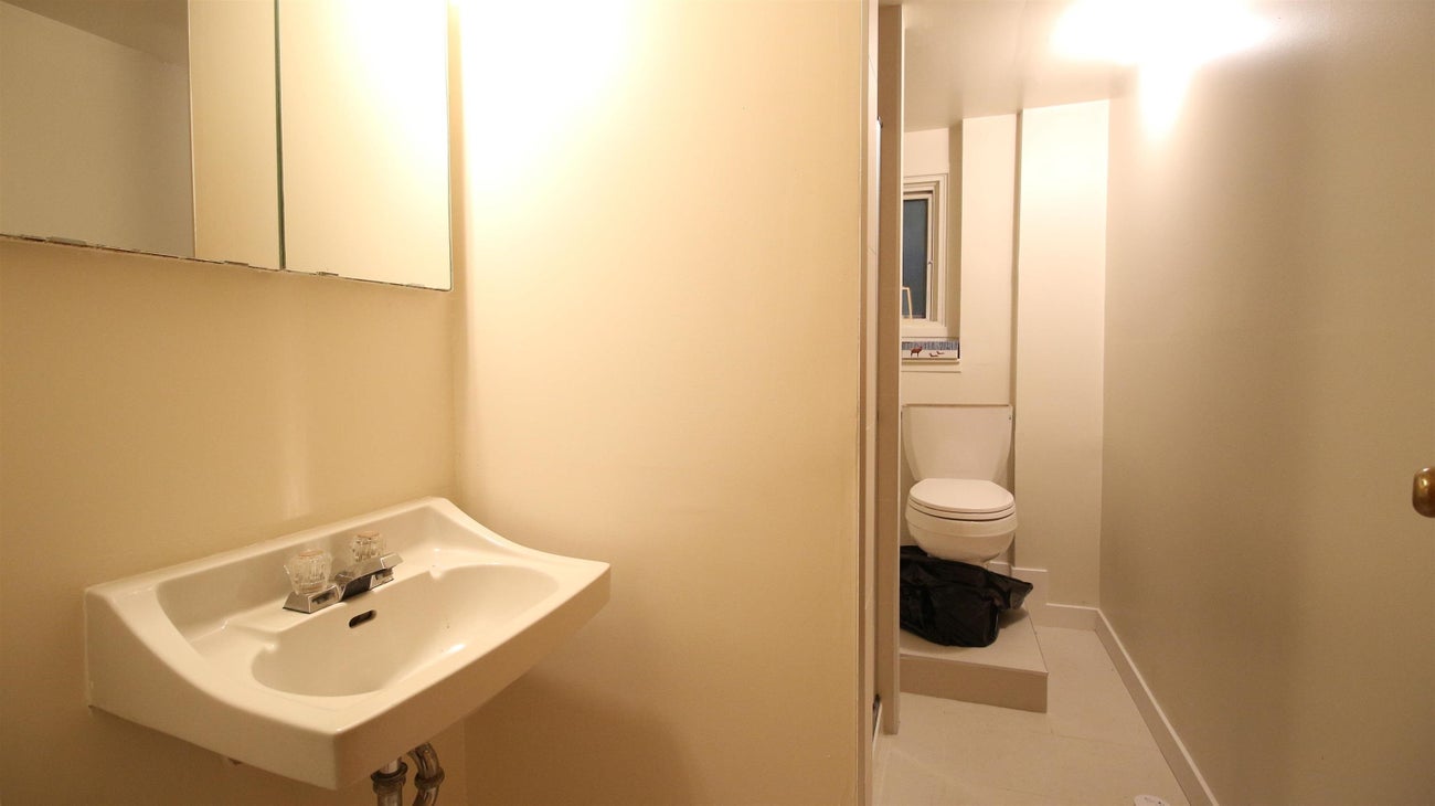 840 Rochester Avenue - Coquitlam West Single Family Residence for Sale, 4 Bedrooms (R3028585) #13