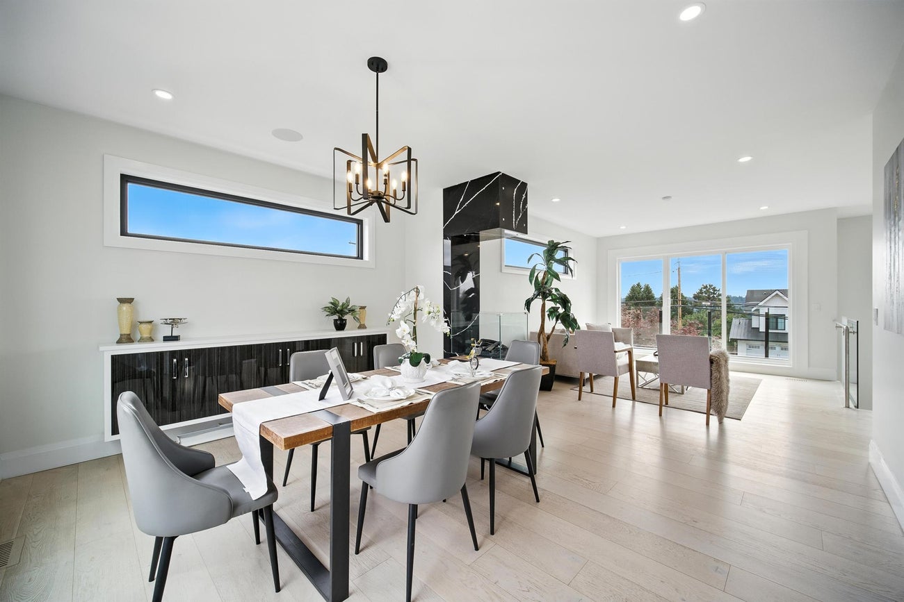 2113 Dawes Hill Road - Central Coquitlam Single Family Residence for Sale, 7 Bedrooms (R3028903)# - 5