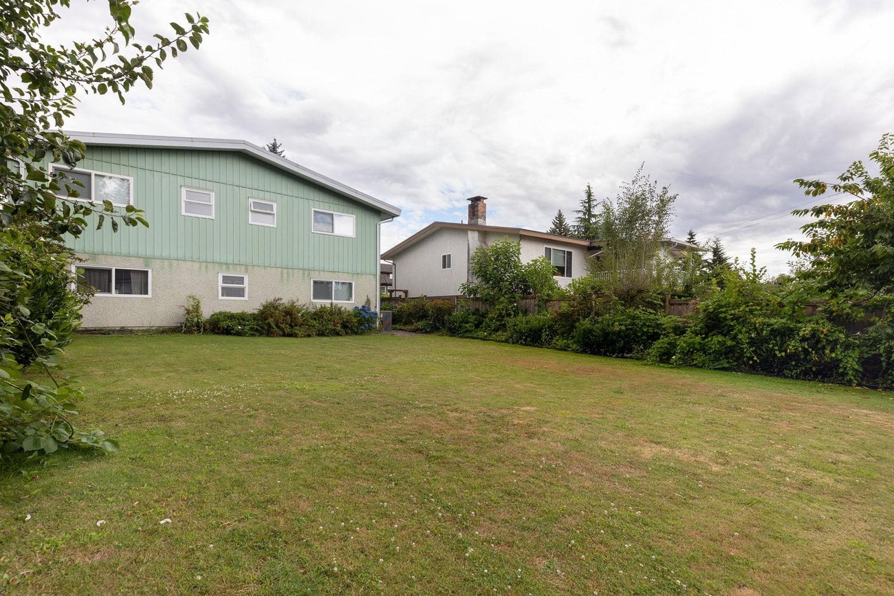 1141 Marsden Court - Simon Fraser Univer. Single Family Residence for Sale, 6 Bedrooms (R3028960) #30
