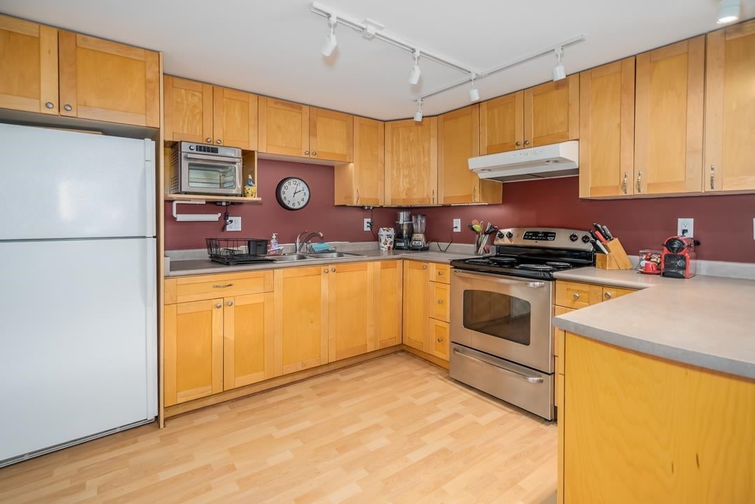2050 Sperling Avenue - Montecito Single Family Residence for Sale, 8 Bedrooms (R3029137) #25