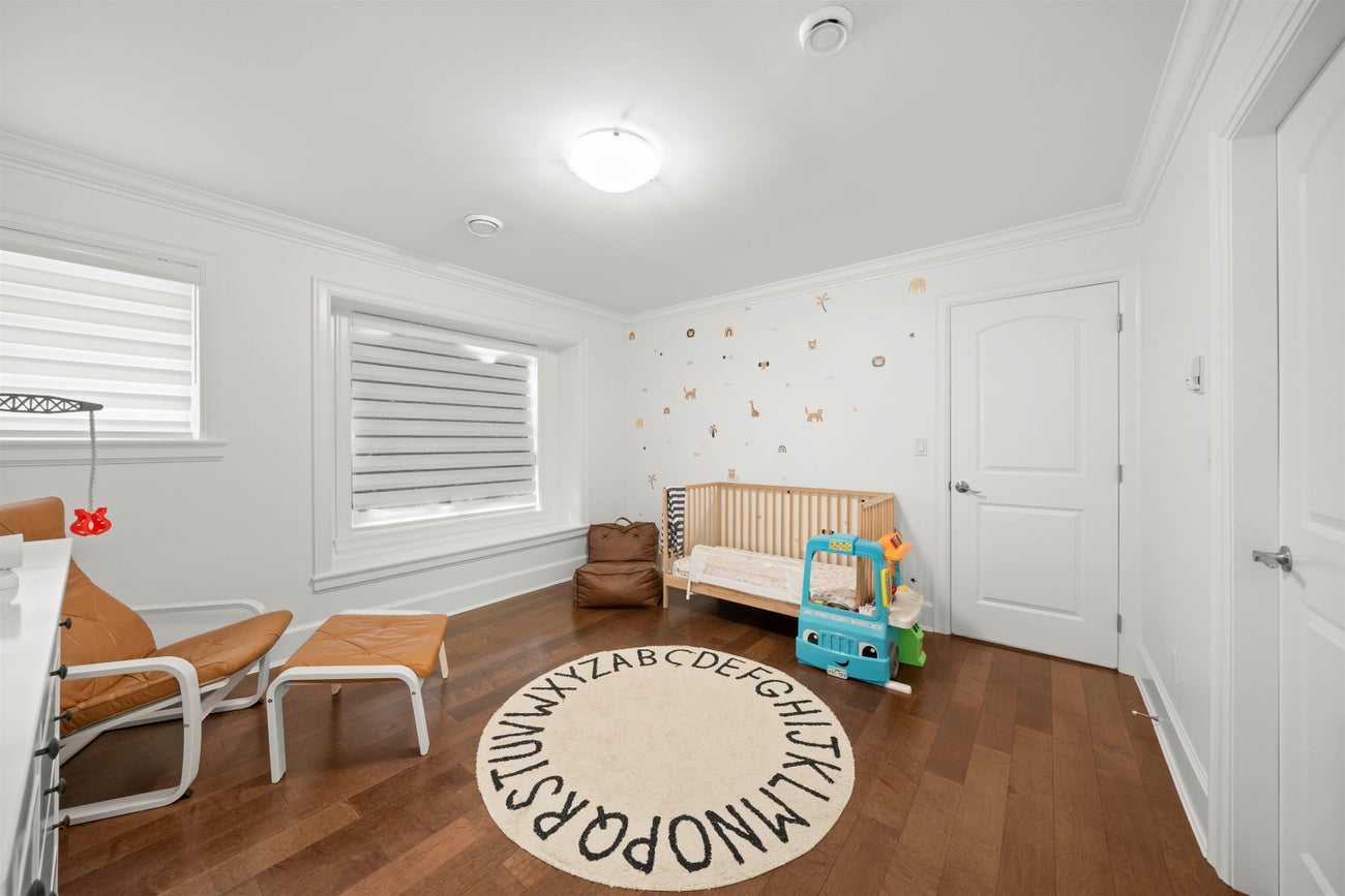 7638 Aubrey Street - Simon Fraser Univer. Single Family Residence for Sale, 7 Bedrooms (R3029506)# - 24