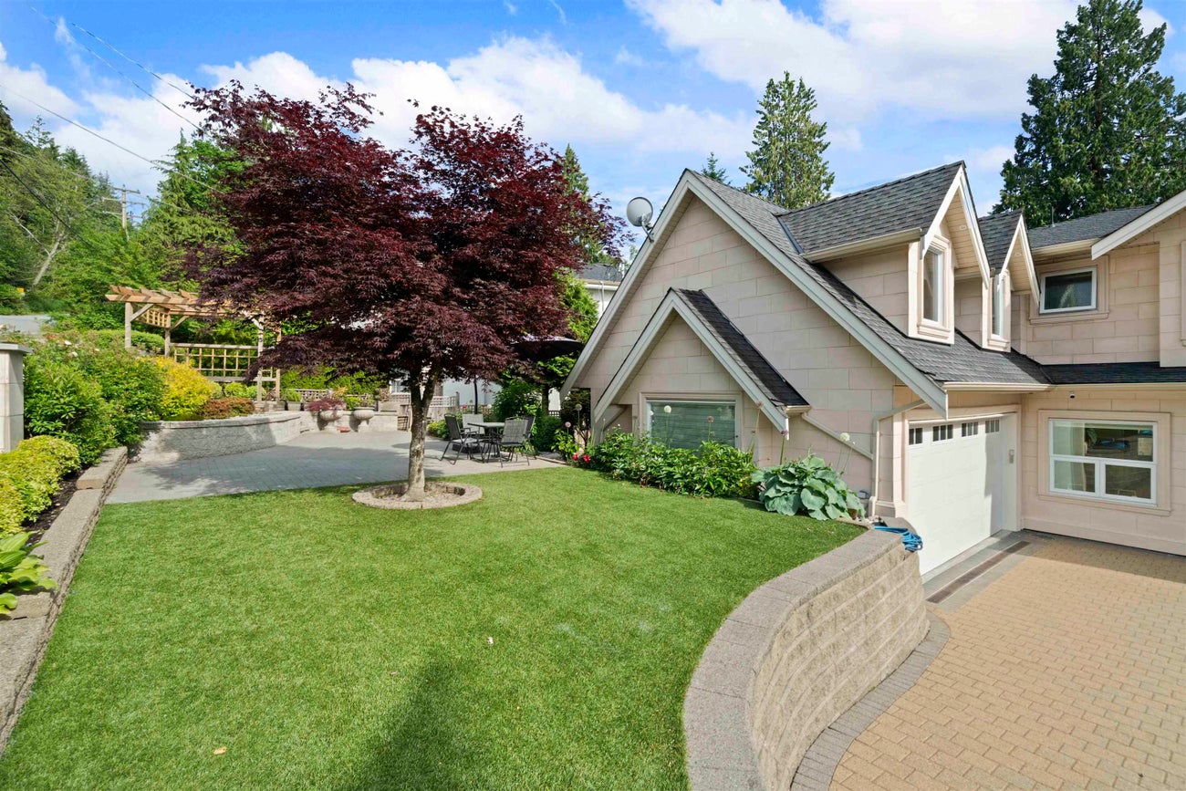 7638 Aubrey Street - Simon Fraser Univer. Single Family Residence for Sale, 7 Bedrooms (R3029506)# - 30