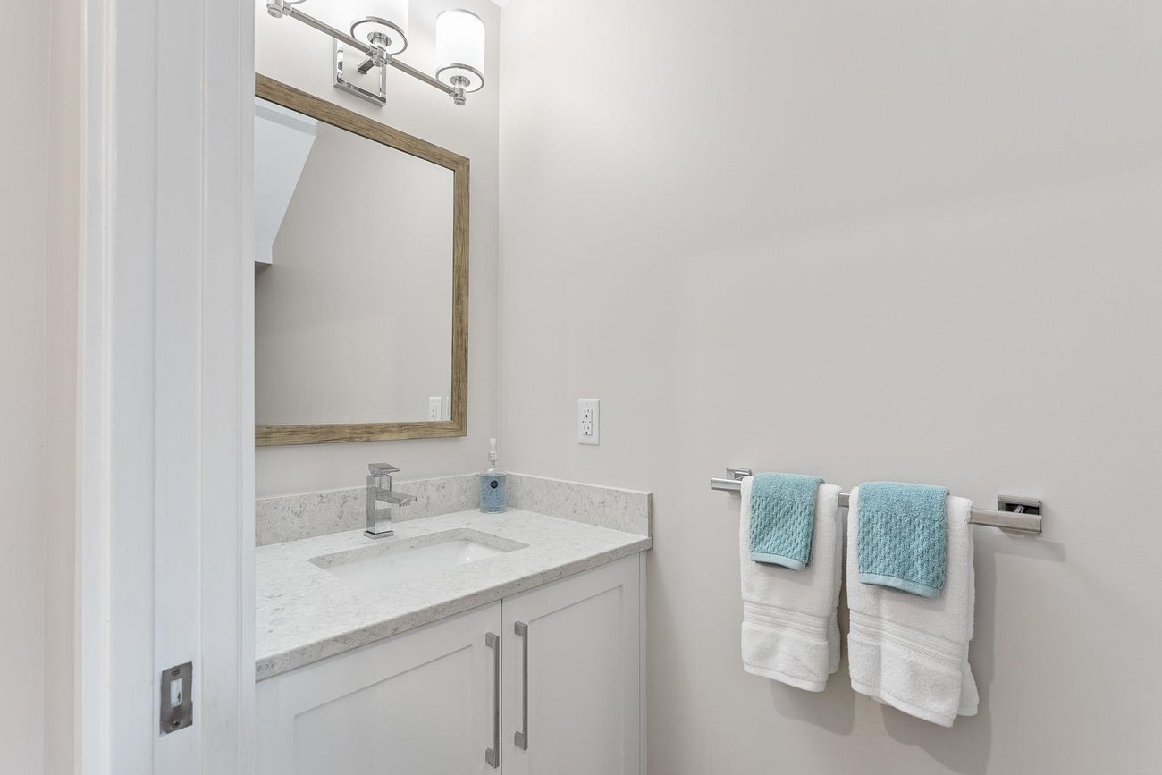 2443 Leclair Drive - Coquitlam East Single Family Residence for Sale, 6 Bedrooms (R3030001) #20