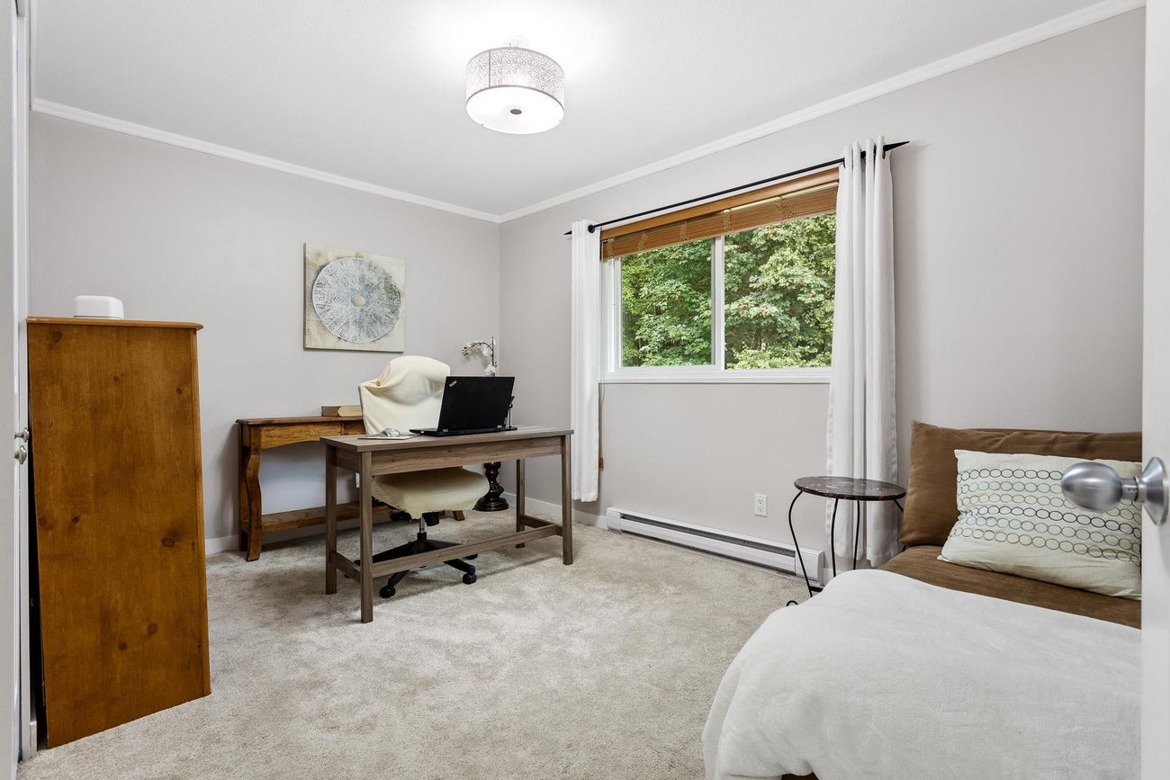 2443 Leclair Drive - Coquitlam East Single Family Residence for Sale, 6 Bedrooms (R3030001) #25