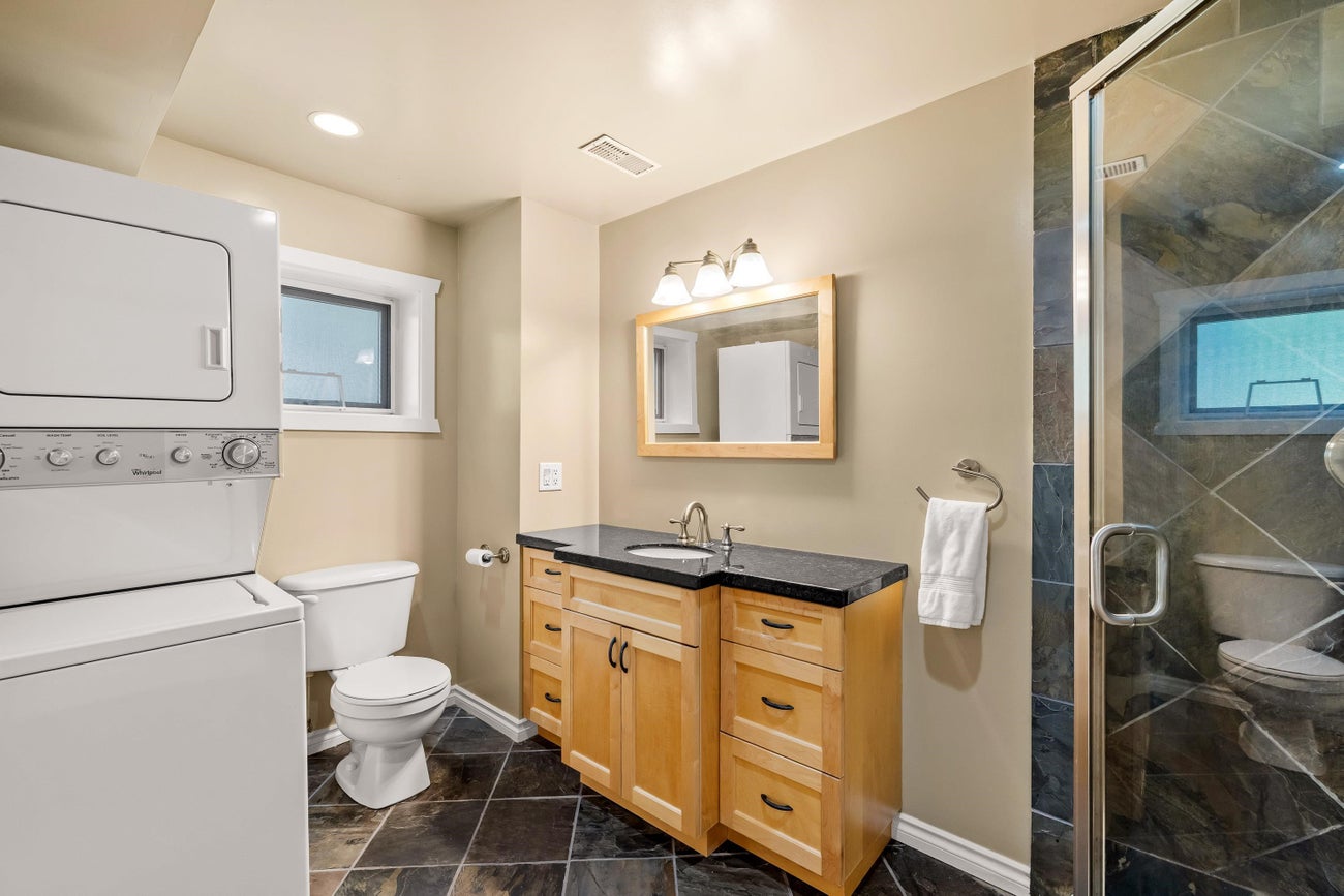 525 Appian Way - Coquitlam West Single Family Residence for Sale, 3 Bedrooms (R3030684) #29