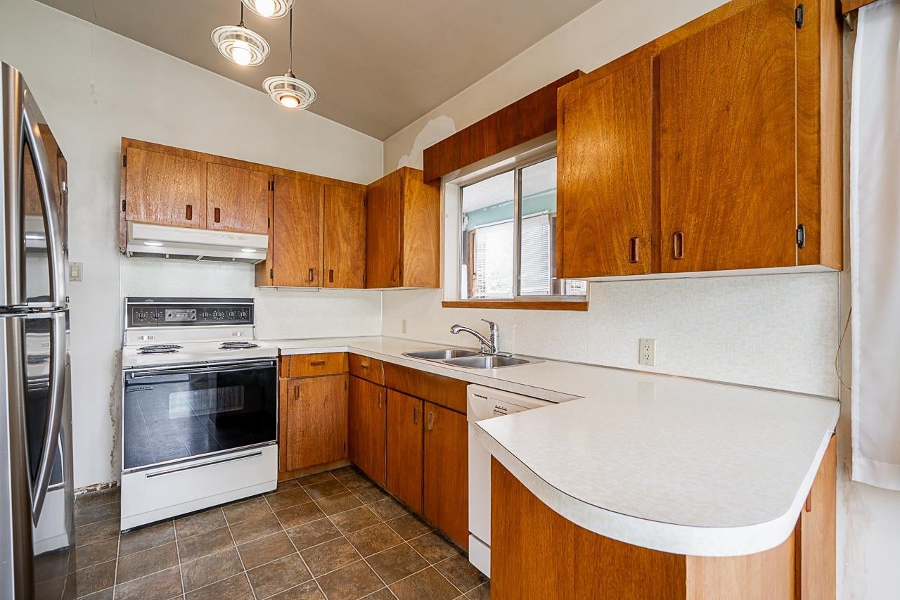 6808 Yeovil Place - Montecito Single Family Residence for Sale, 4 Bedrooms (R3030776) #10