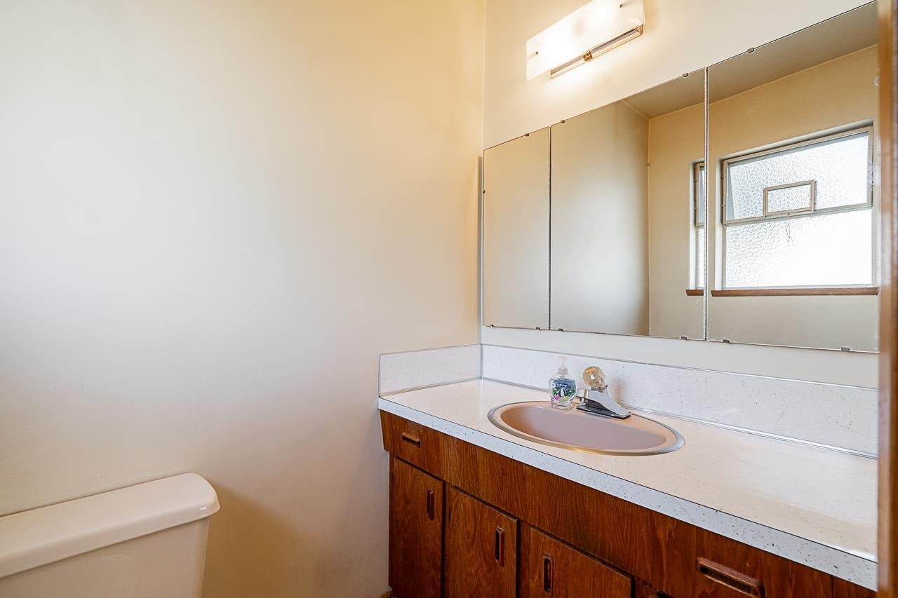 6808 Yeovil Place - Montecito Single Family Residence for Sale, 4 Bedrooms (R3030776) #15