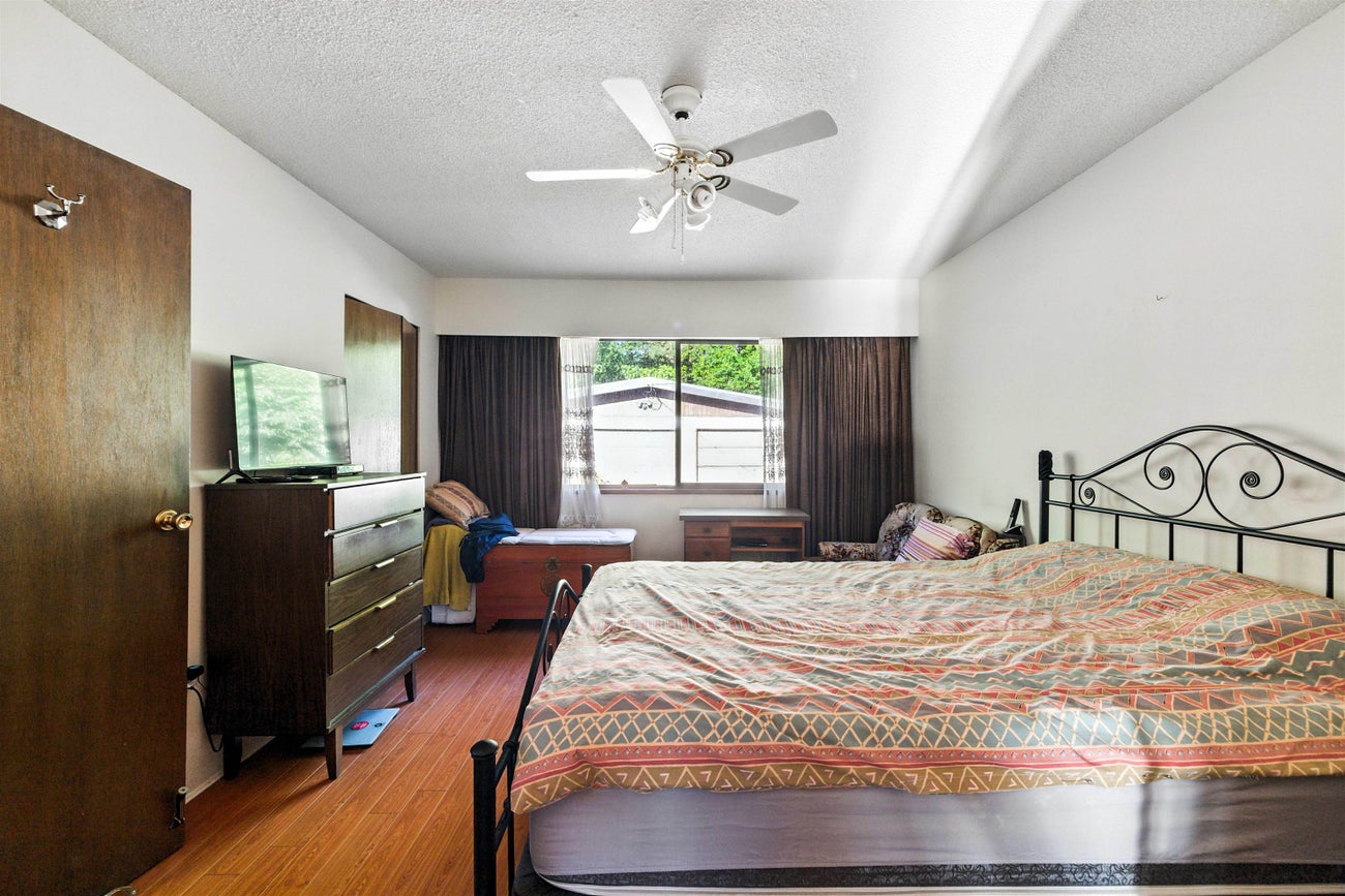 1362 Phillips Avenue - Simon Fraser Univer. Single Family Residence for Sale, 6 Bedrooms (R3031916) #29