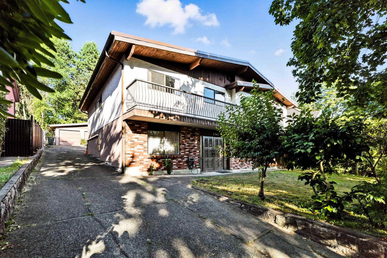 1362 Phillips Avenue - Simon Fraser Univer. Single Family Residence for Sale, 6 Bedrooms (R3031916) #2