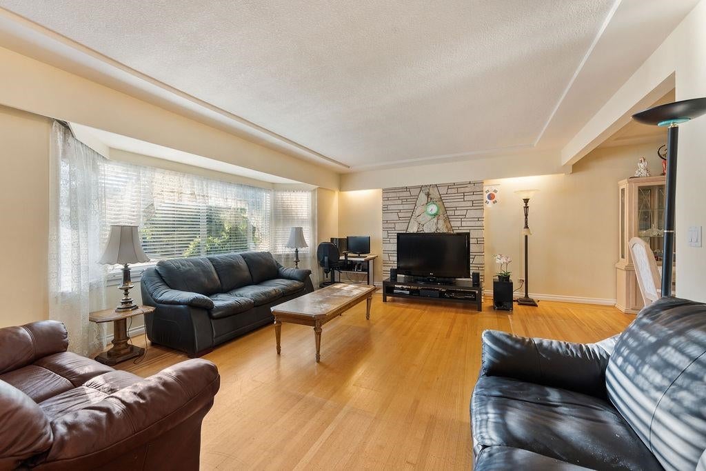927 Canyon Court - Harbour Place Single Family Residence for Sale, 6 Bedrooms (R3032263) #2