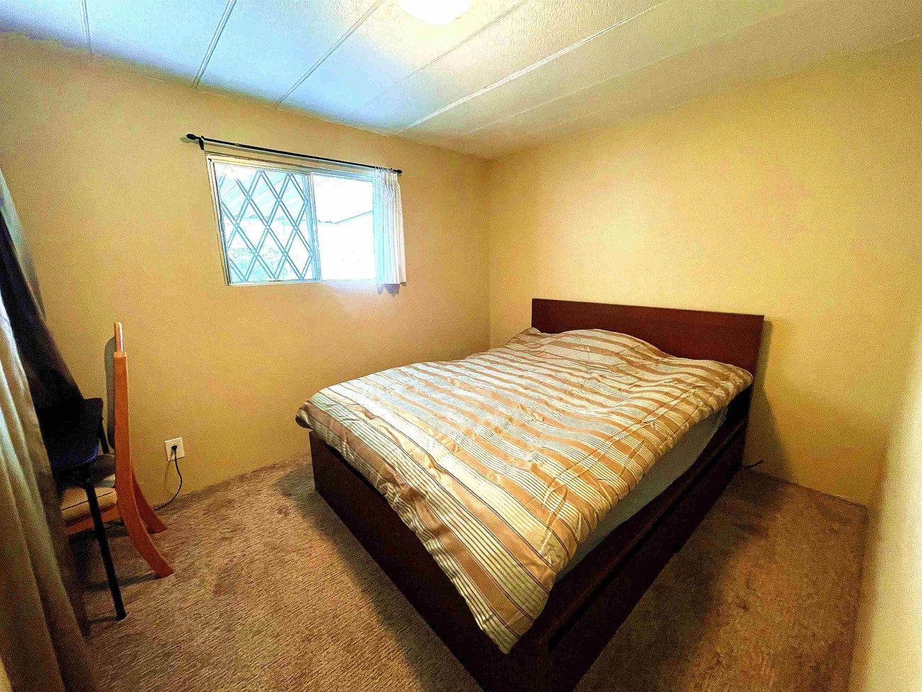93 - 201 Cayer Street - Maillardville Manufactured Home for Sale, 3 Bedrooms (R3032374) #16