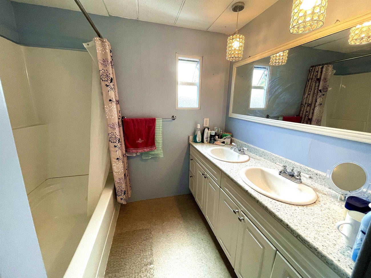 93 - 201 Cayer Street - Maillardville Manufactured Home for Sale, 3 Bedrooms (R3032374) #18