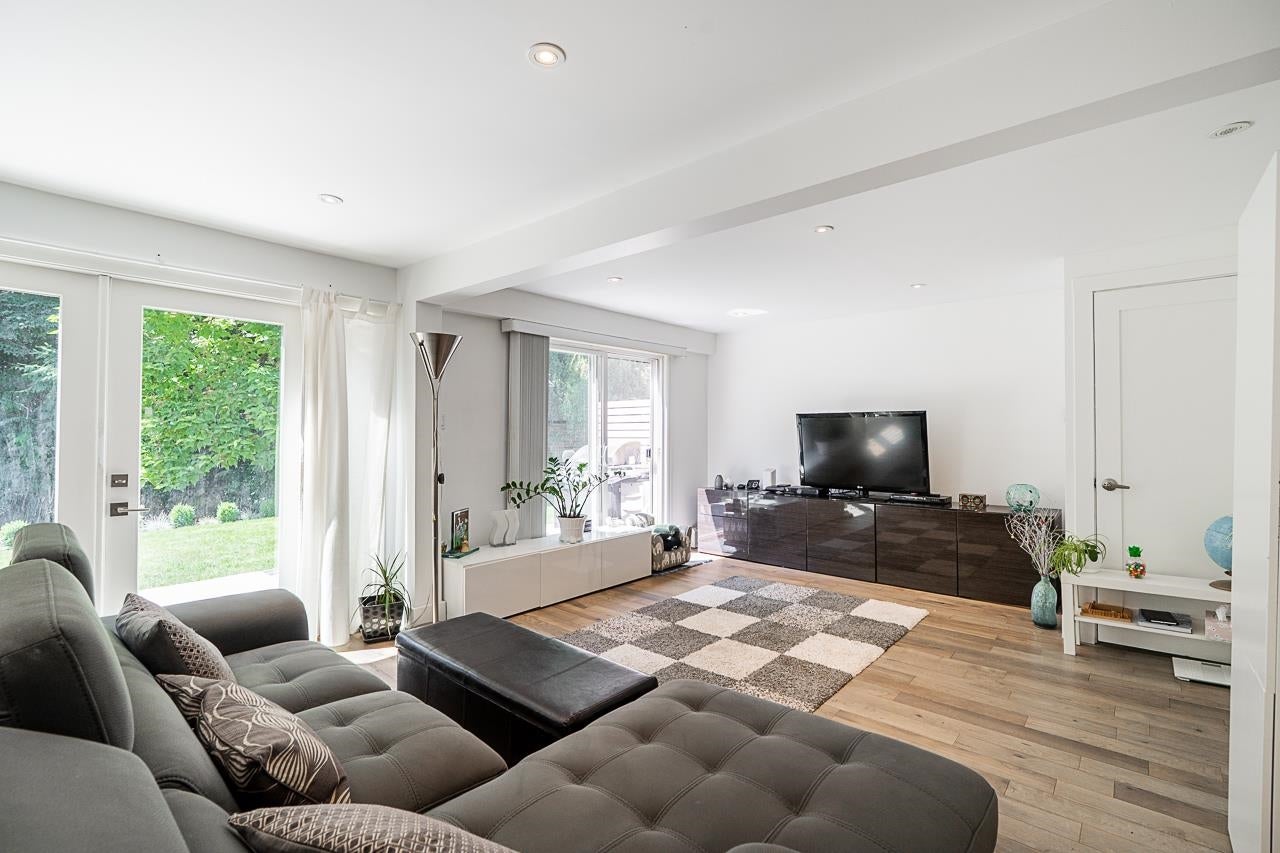 8240 Manson Drive - Government Road Single Family Residence for Sale, 5 Bedrooms (R3032621)# - 8