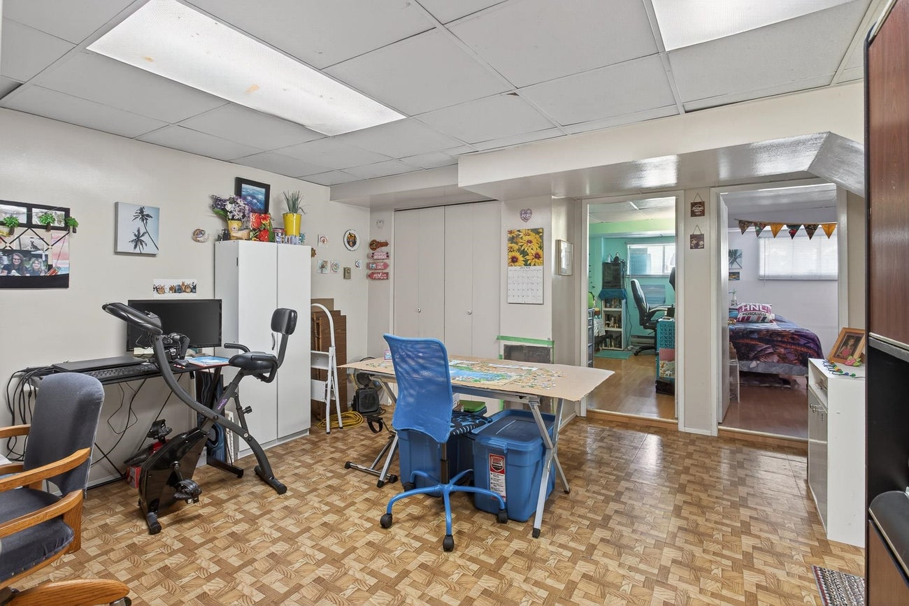 226 Nelson Street - Maillardville Single Family Residence for Sale, 3 Bedrooms (R3032871) #12