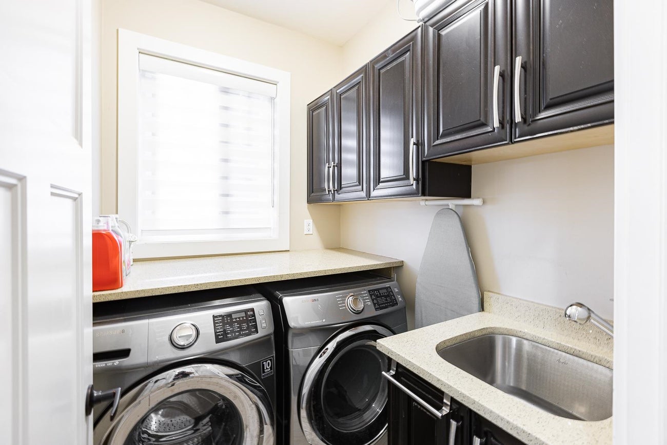 710 Roderick Avenue - Coquitlam West Single Family Residence for Sale, 9 Bedrooms (R3032974)# - 20