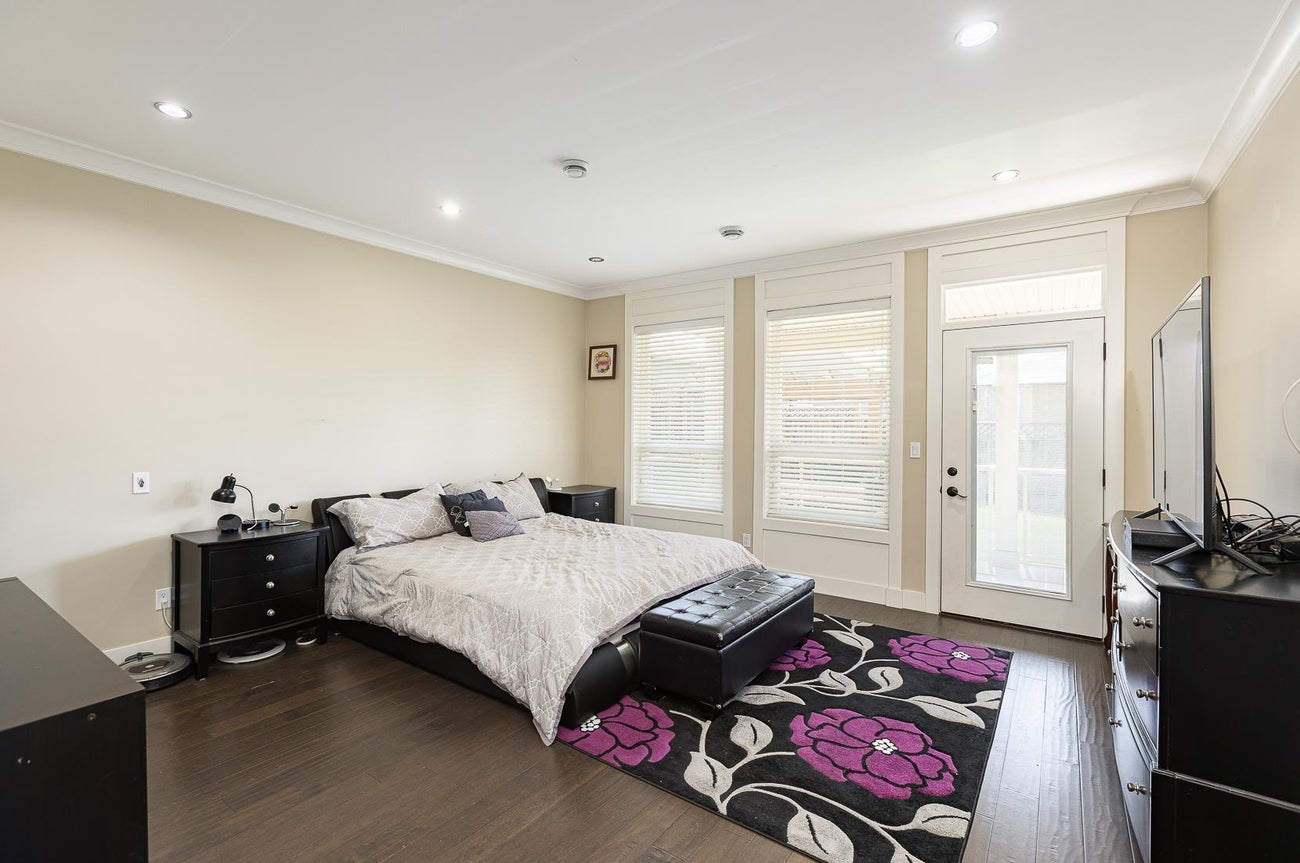 710 Roderick Avenue - Coquitlam West Single Family Residence for Sale, 9 Bedrooms (R3032974) #21