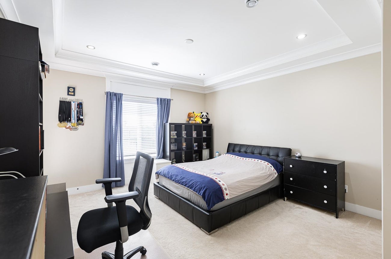 710 Roderick Avenue - Coquitlam West Single Family Residence for Sale, 9 Bedrooms (R3032974)# - 29