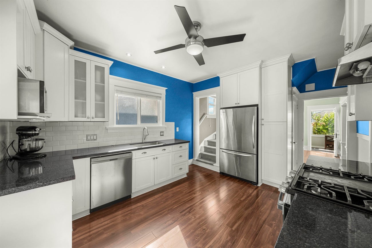 4139 Pandora Street - Vancouver Heights Single Family Residence for Sale, 3 Bedrooms (R3033301) #12