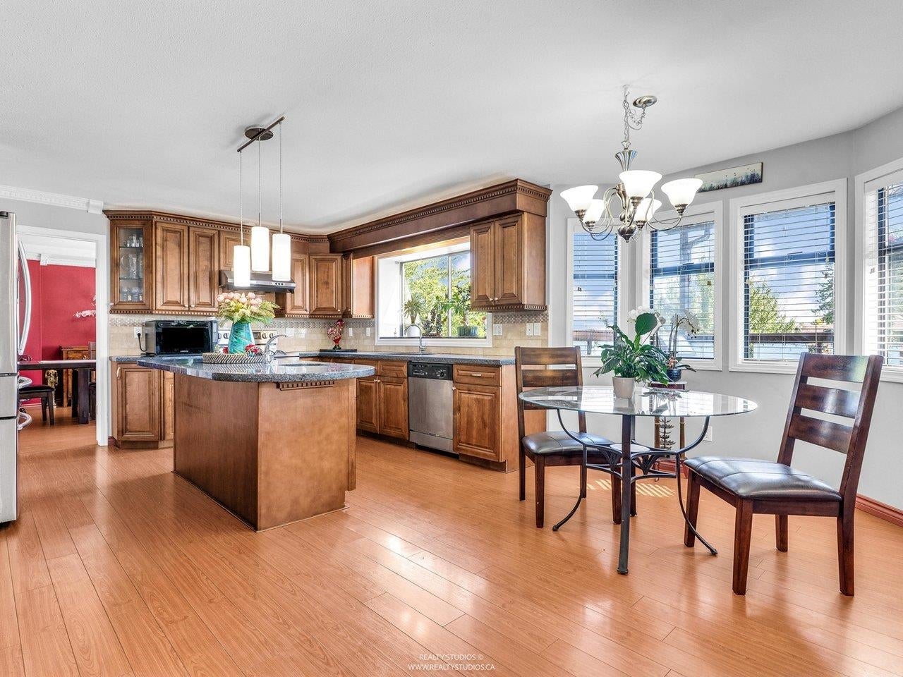 1028 Dansey Avenue - Central Coquitlam Single Family Residence for Sale, 7 Bedrooms (R3033433) #17