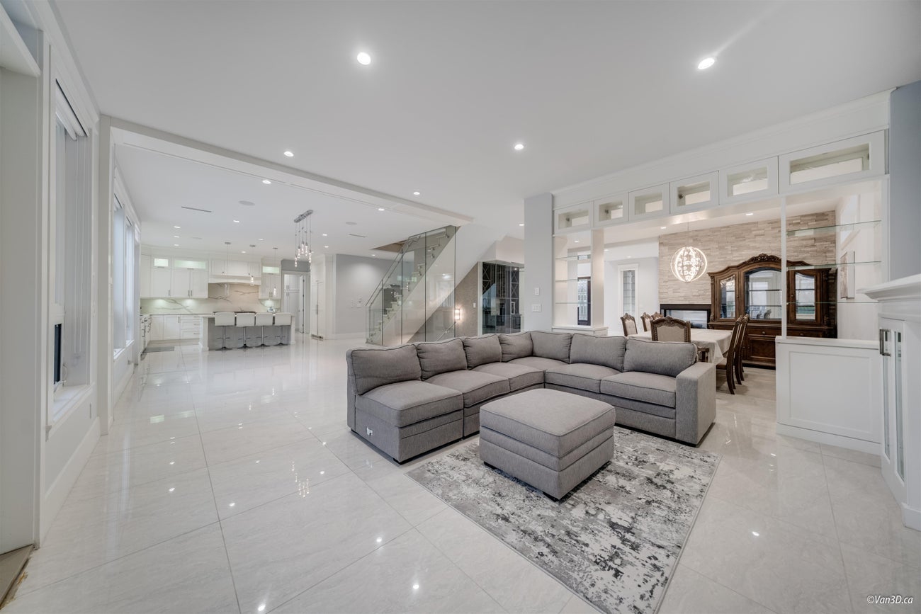 656 Blue Mountain Street - Coquitlam West Single Family Residence for Sale, 7 Bedrooms (R3034067)# - 19