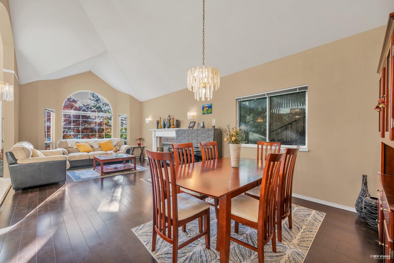 2233 Monashee Court - Coquitlam East Single Family Residence for Sale, 6 Bedrooms (R3034117)# - 15