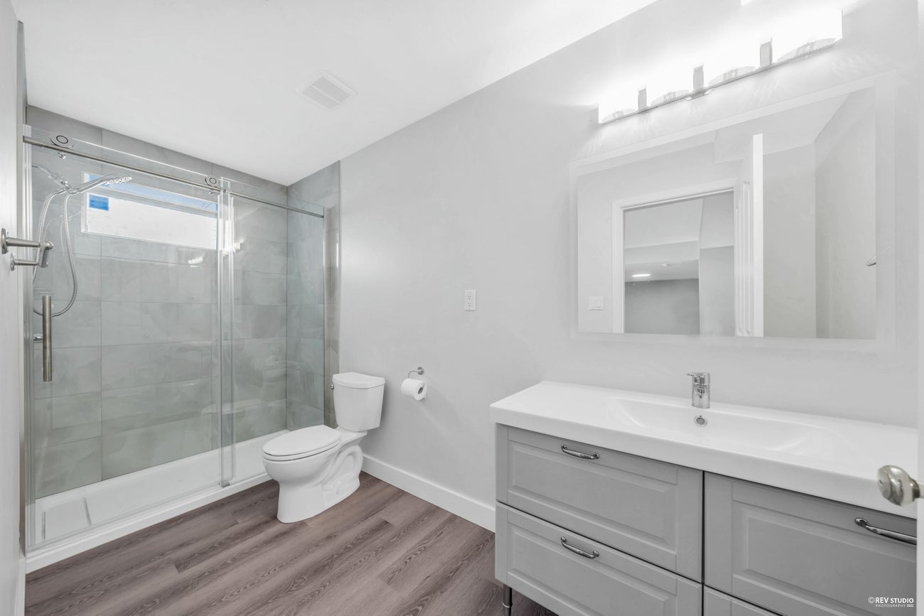 2233 Monashee Court - Coquitlam East Single Family Residence for Sale, 6 Bedrooms (R3034117)# - 22