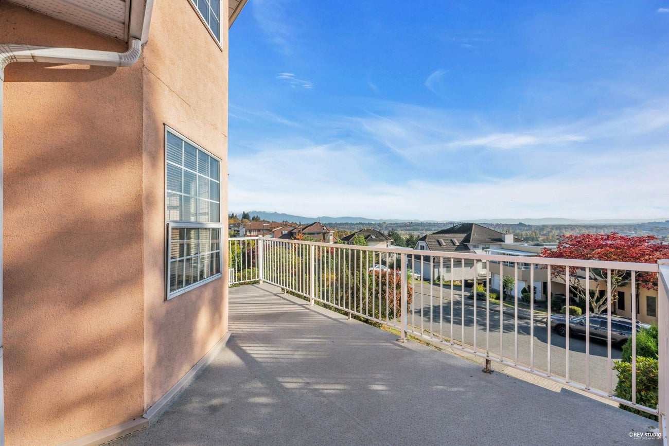 2233 Monashee Court - Coquitlam East Single Family Residence for Sale, 6 Bedrooms (R3034117)# - 4