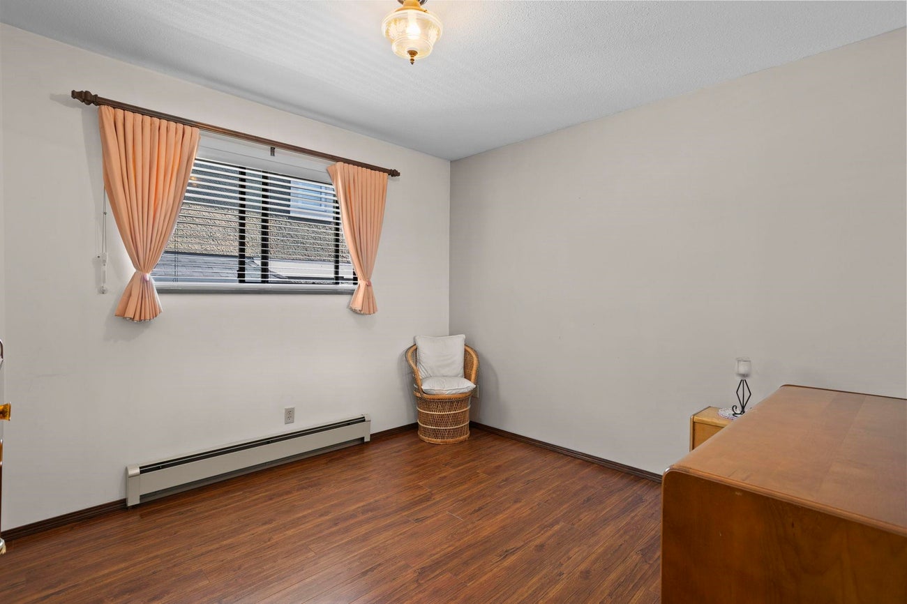 7321 Union Street - Simon Fraser Univer. Single Family Residence for Sale, 3 Bedrooms (R3034791) #14