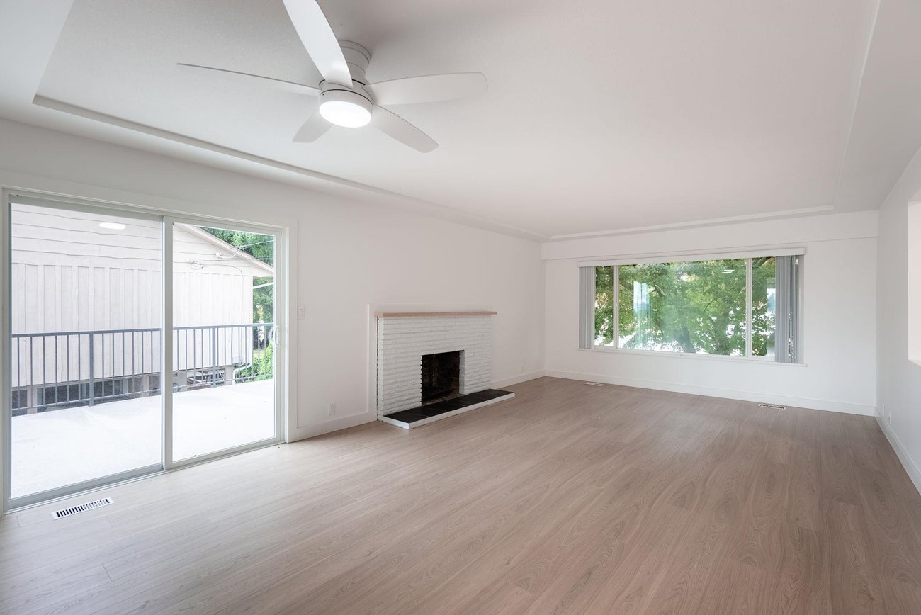 1410 Dansey Avenue - Central Coquitlam Single Family Residence for Sale, 4 Bedrooms (R3035020)# - 5