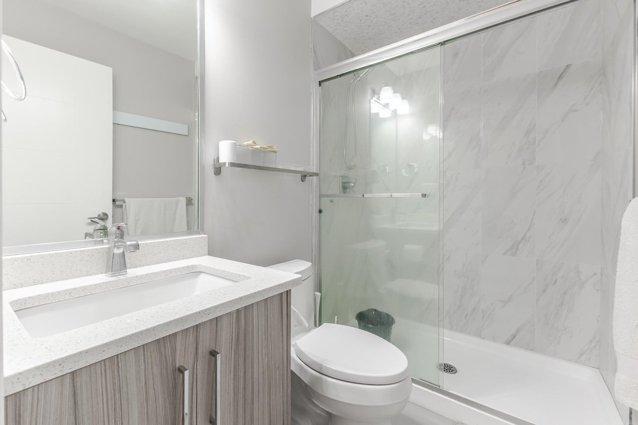 684 Porter Street - Central Coquitlam Single Family Residence for Sale, 8 Bedrooms (R3037277) #36