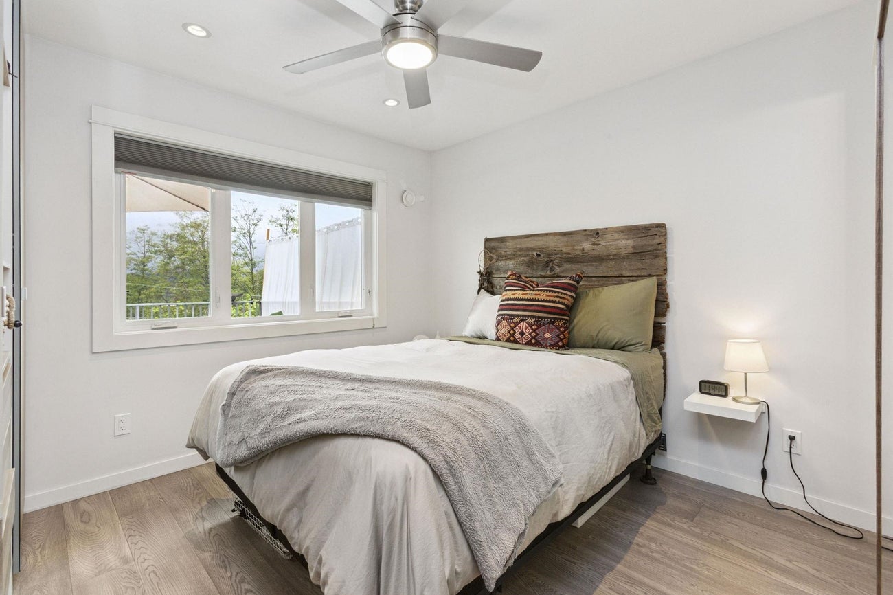 4137 Yale Street - Vancouver Heights Single Family Residence for Sale, 5 Bedrooms (R3037320) #5