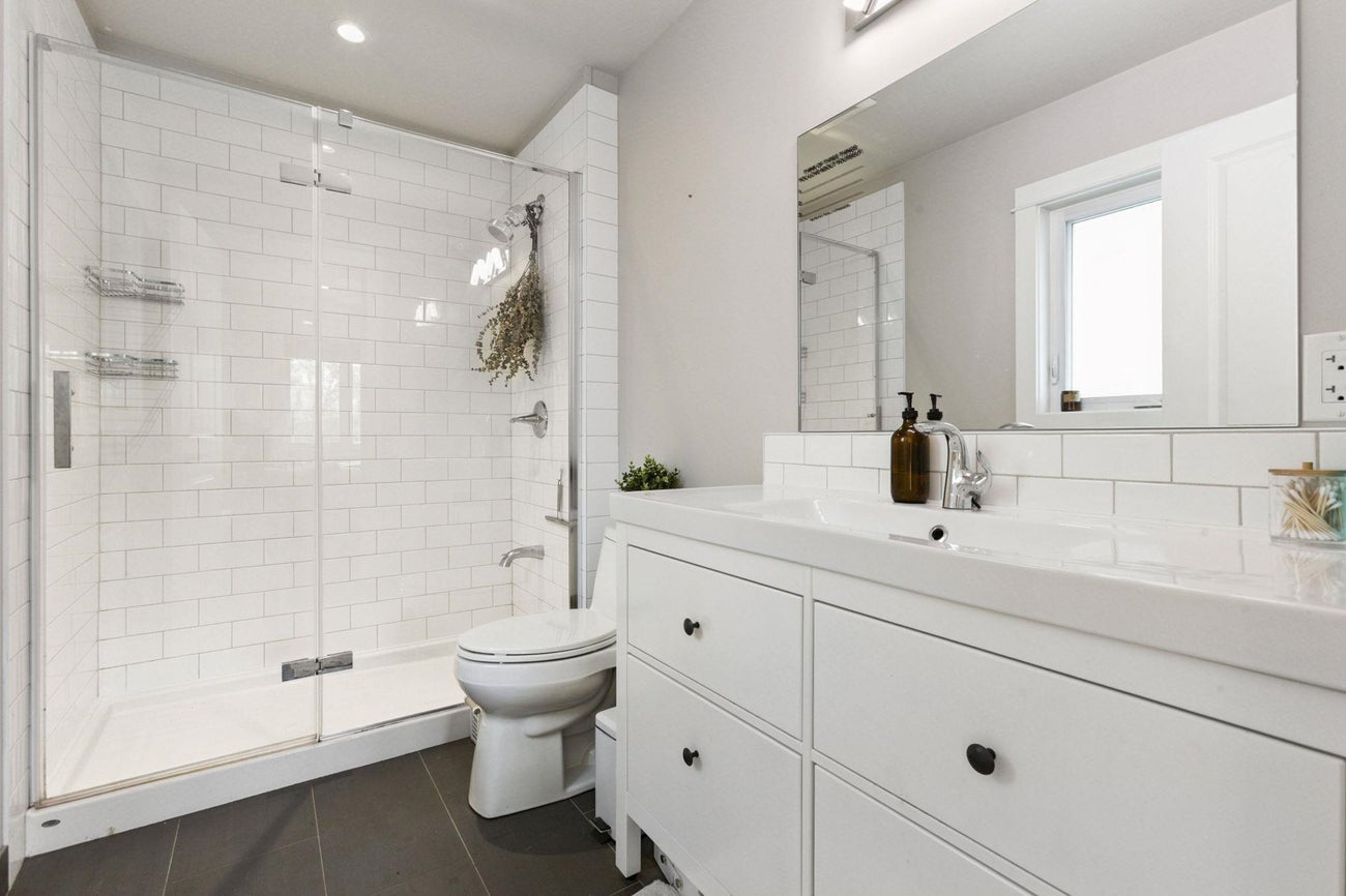4137 Yale Street - Vancouver Heights Single Family Residence for Sale, 5 Bedrooms (R3037320) #7
