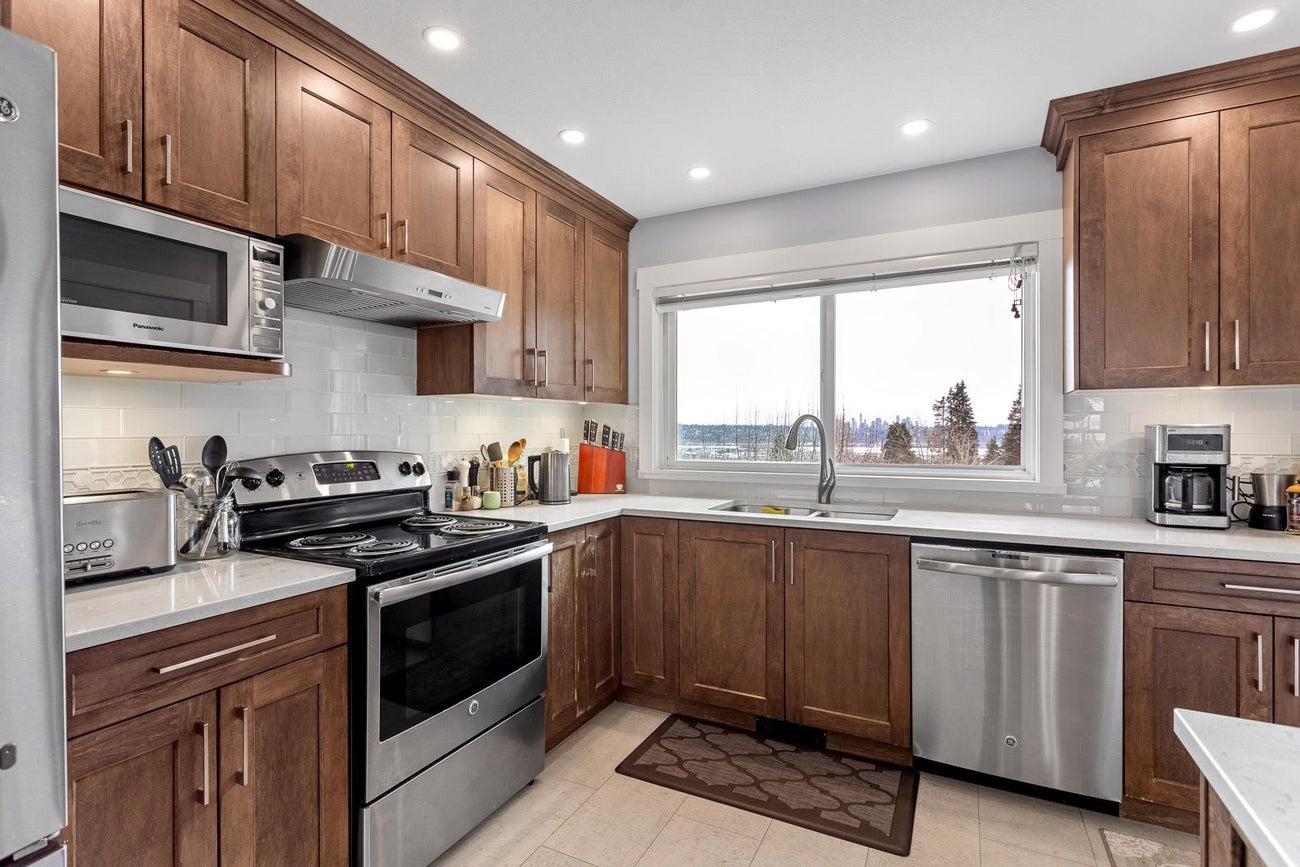 1120 Rochester Avenue - Maillardville Single Family Residence for Sale, 4 Bedrooms (R3037542) #11