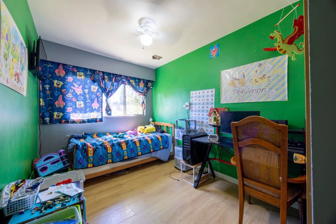 839 Regan Avenue - Coquitlam West Single Family Residence for Sale, 5 Bedrooms (R3037584) #17