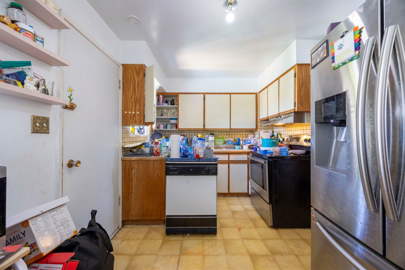 839 Regan Avenue - Coquitlam West Single Family Residence for Sale, 5 Bedrooms (R3037584) #18