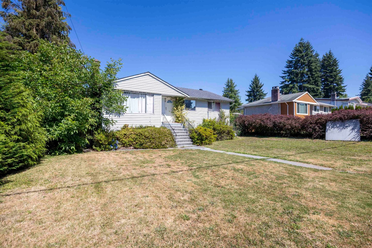 839 Regan Avenue - Coquitlam West Single Family Residence for Sale, 5 Bedrooms (R3037584) #3